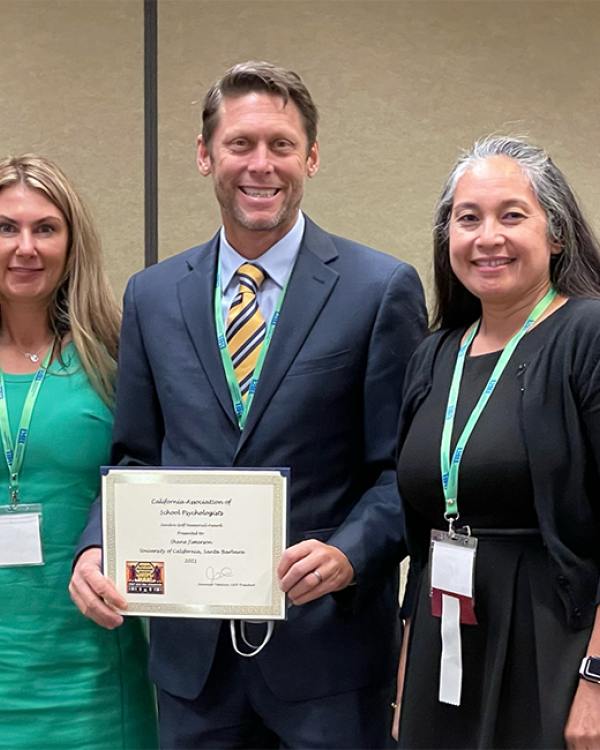 Shane Jimerson with CASP President Jeannine Topalian and CASP Past President Maureen Shroeder 